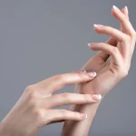 El Gençleştirme Estetiği (Yağ Transferi İle)